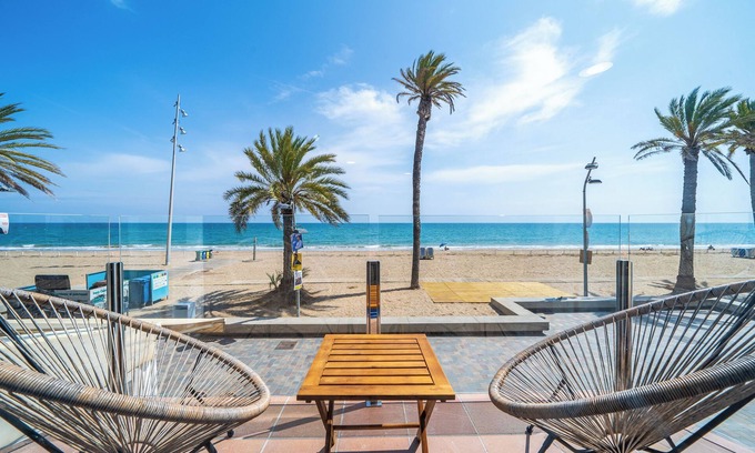 Calafell Apartment | La Casa del Pescador Calafellmar with Sea View, Wi-Fi and Air Conditioning