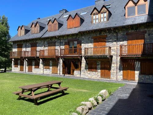 Taull House | La Casa Del Pla