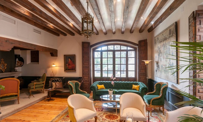 Old Town of Avila Hotel | La Casa del Presidente