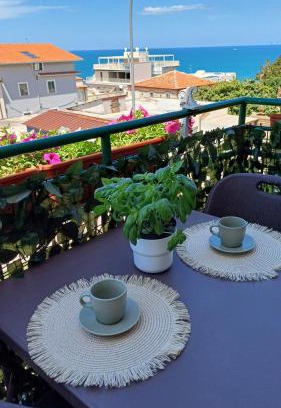 Marina di San Vito Apartment | La casa del sole
