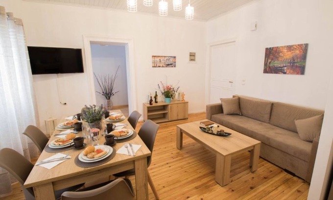 Old Town Apartment | La Casa di Corfu - renovated from scratch apartment located in the heart of Old Corfu Town