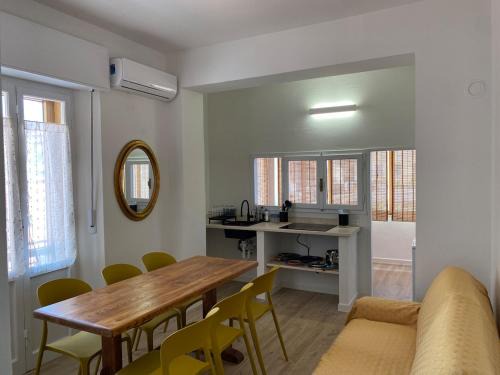 Porto Azzurro Apartment | La Casa di Didi