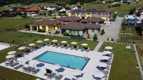 Rakitovo Resort | La Casa Hotel