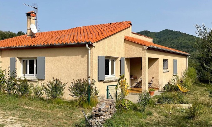 Saint-Laurent-de-Cerdans House | La Casa in the mountains at Cerdan Art + Nature