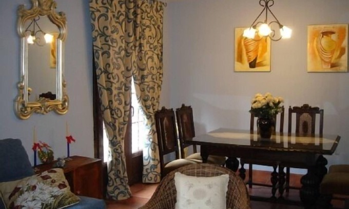 Villacastin Cottage | La Casa Madrona for 6 people