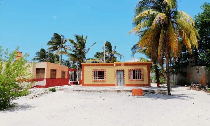 Chelem House | La casa naranja de chelem