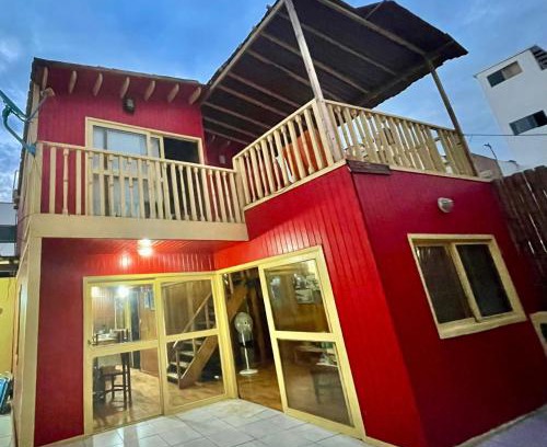 Cerro Azul House | La Casa Roja Cerro Azul