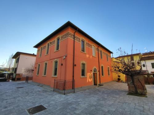 Arezzo Apartment | La Casa Rossa 1925