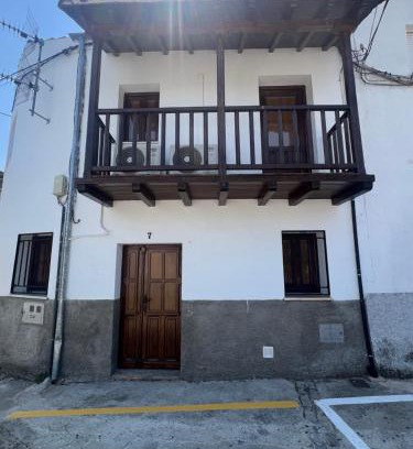 Aldeanueva del Camino House | La Casina Del Mercao