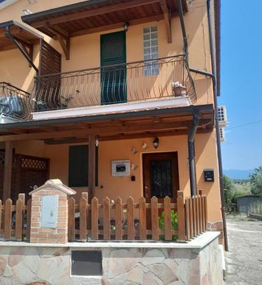 Montopoli di Sabina Apartment | La casina del ponte