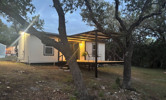 Lakehills House | La Casita 2.0 - Our Little piece of paradise in Lakehills