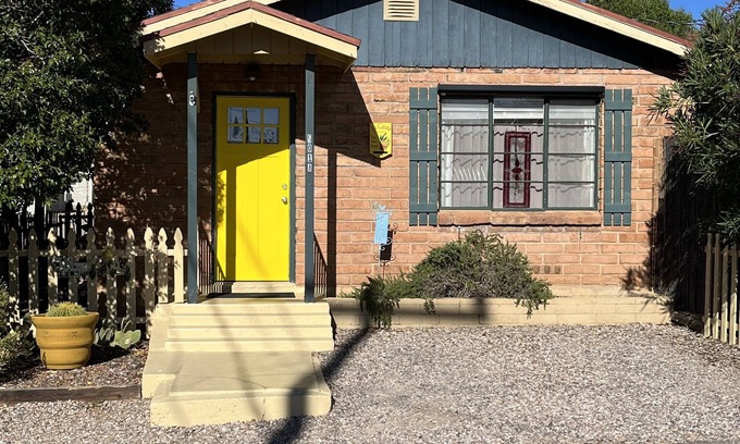 Bisbee House | LA CASITA: Charm/Privacy, Stunning Patio, pet friendly