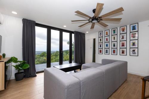 Cienaga Alta House | La Casita de Acero