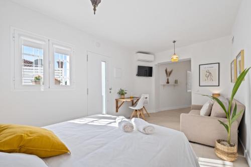 Pedregalejo Apartment | La casita de la esquina en Pedregalejo