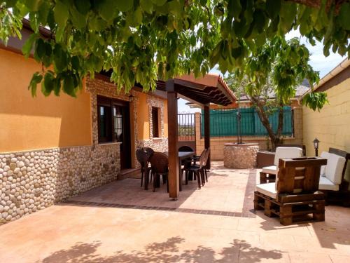 Villalmanzo House | La Casita Del Abuelo