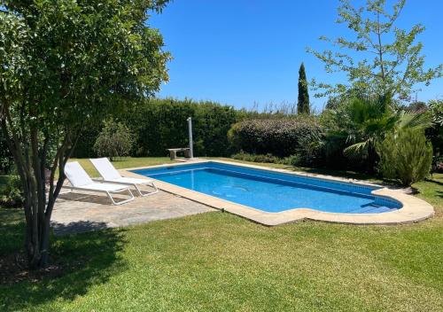 New Golden Mile House | La Casita