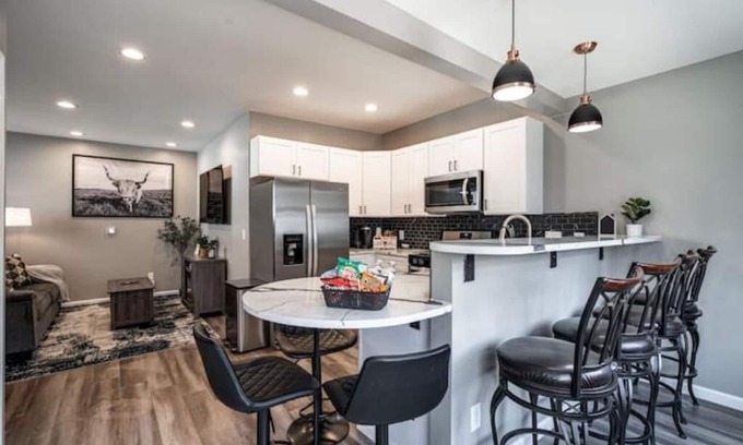 Bay View House | La Casita Logan