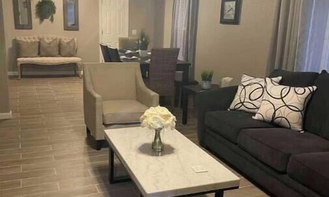 Dawn House | La Casita. Unit A
