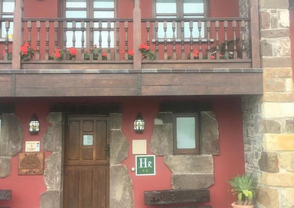 Pivierda House | LA CASONA DE RALES VILLAVICIOSA