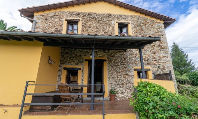 Villavaler Cottage | La Casona del Cura 3, CALÉNDULA - (Country House, Pets welcome)