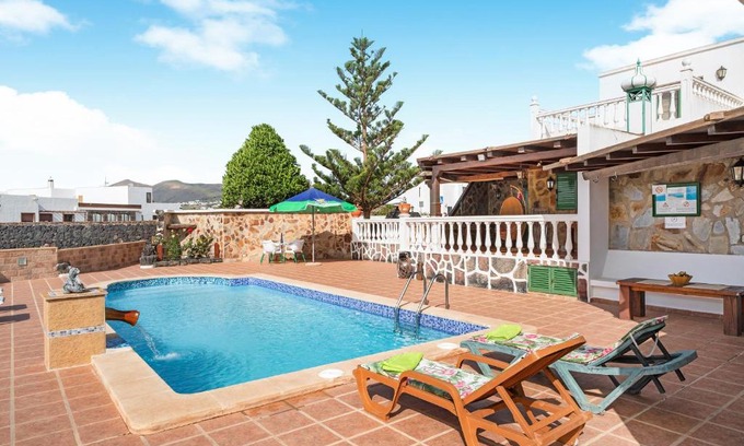 Tias House | La Casona