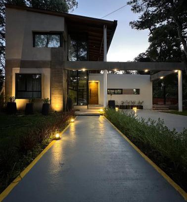 Bosque Peralta Ramos House | La Cayetana