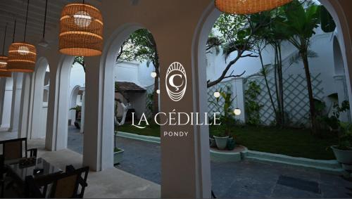 White Town Bed & Breakfast | La Cedille - French Heritage House