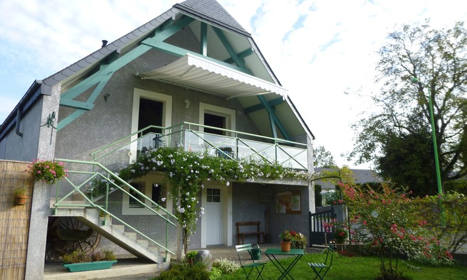 Igon Apartment | "La Chênaie" independent gîte
