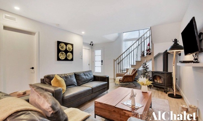 Pont-Rouge Ski Chalet | La Charmante - Cozy et familial