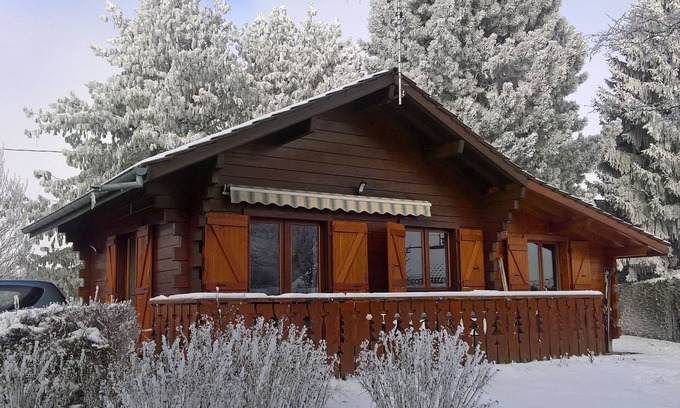 Saint-Paul-en-Chablais Ski Chalet | "LA CHENEAU" Detached chalet and mature garden