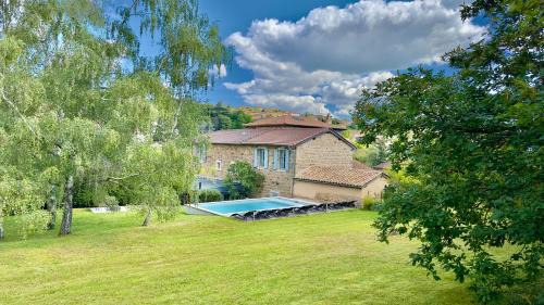 Vaux-en-Beaujolais House | La Chouette Etoilée Gite familial