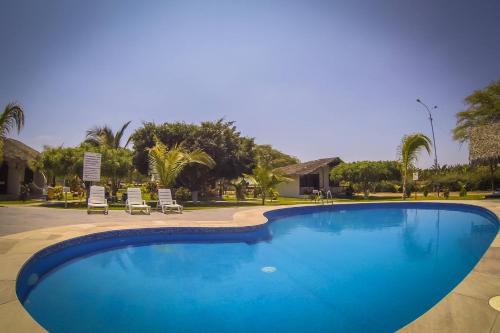 Tambo Grande Hotel | La Choza Bungalows