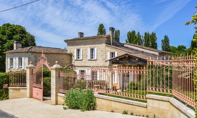 Saint-Michel-de-Fronsac House | La Closerie de Fronsac