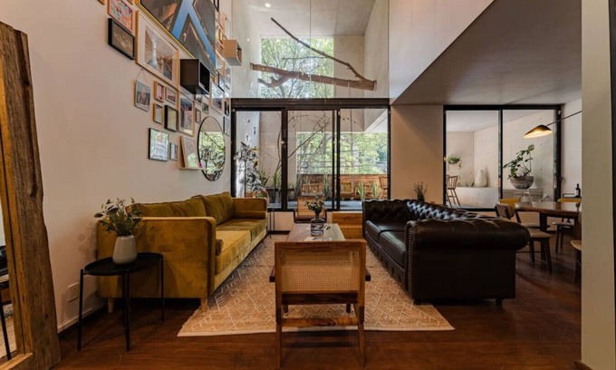 La Condesa House | La Condesa Oasis: Big House, Beautiful Terrace