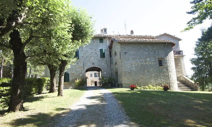 Neviano degli Arduini Bed & Breakfast | La Corte Bonomini