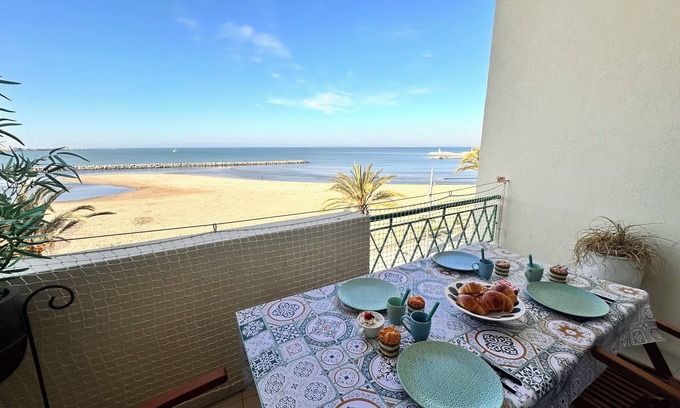 Montpellier Apartment | La Croix du Sud 4 - Appartement en duplex Vue Mer 1ère ligne avec terrasse