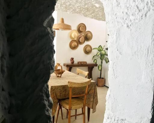 Juncalillo House | La Cueva Del Drago