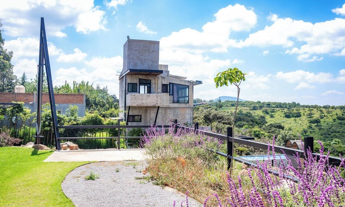 Tepatitlan de Morelos Villa | LA CUMBRE FARM