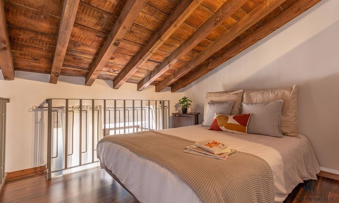 La Goleta Apartment | La Dolce Vita Duplex Living4malaga