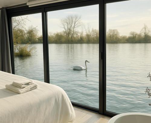 Basse-Ham Boat Rental | La Dolce Vita ! Sauna, Spa, Cinéma