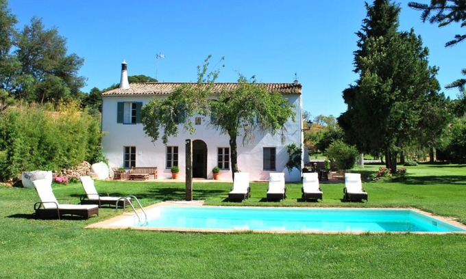 Constantina Villa | La Escribana