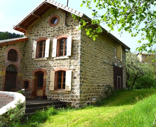 Saint-Bonnet-le-Troncy House | La Fabrique du Ronçon