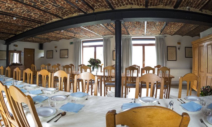 Laneffe Bed & Breakfast | La Ferme Château de Laneffe