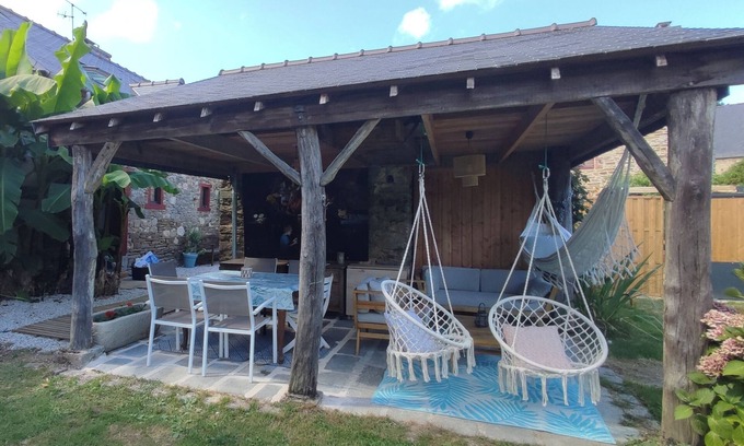 Plouer-sur-Rance House | La ferme de Merlin Charming cottage in the countryside, 15' from St Malo
