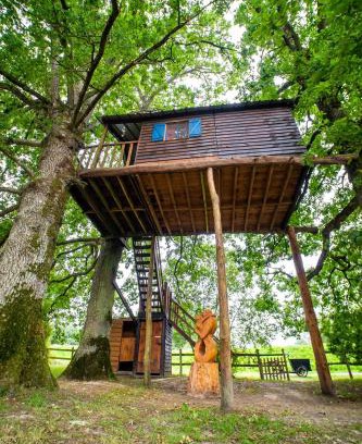 Plesse House | La ferme de Piardiere