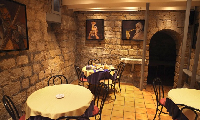 Villejuif House | La Ferme Des Barmonts