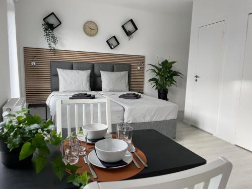 Fontaine-l'Eveque Bed & Breakfast | La Ferme du Château - Studio 1