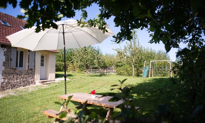 Bezu-Saint-Eloi House | La Ferme du Mesnil - Maison familiale