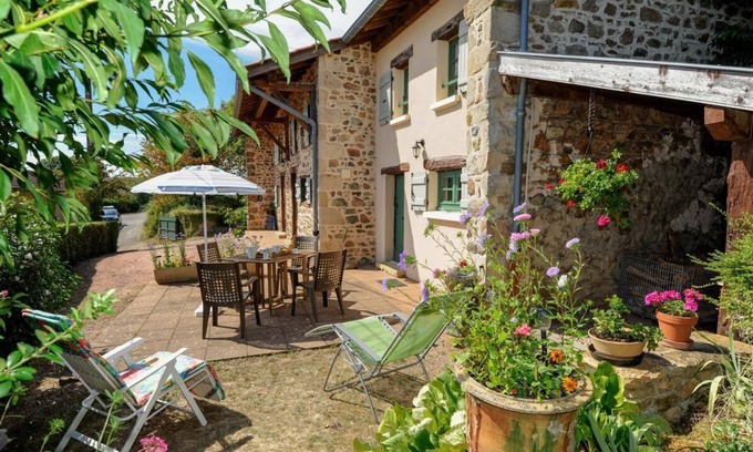 Dompierre-les-Ormes House | La Ferrandière - Dompierre-les-ormes