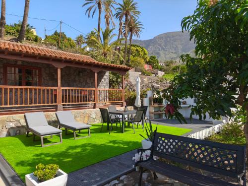 Alojera House | La Finca De Victoria Alojera